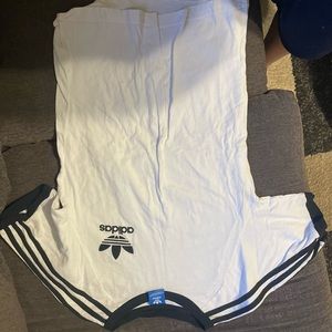 Men’s classic adidas t shirt